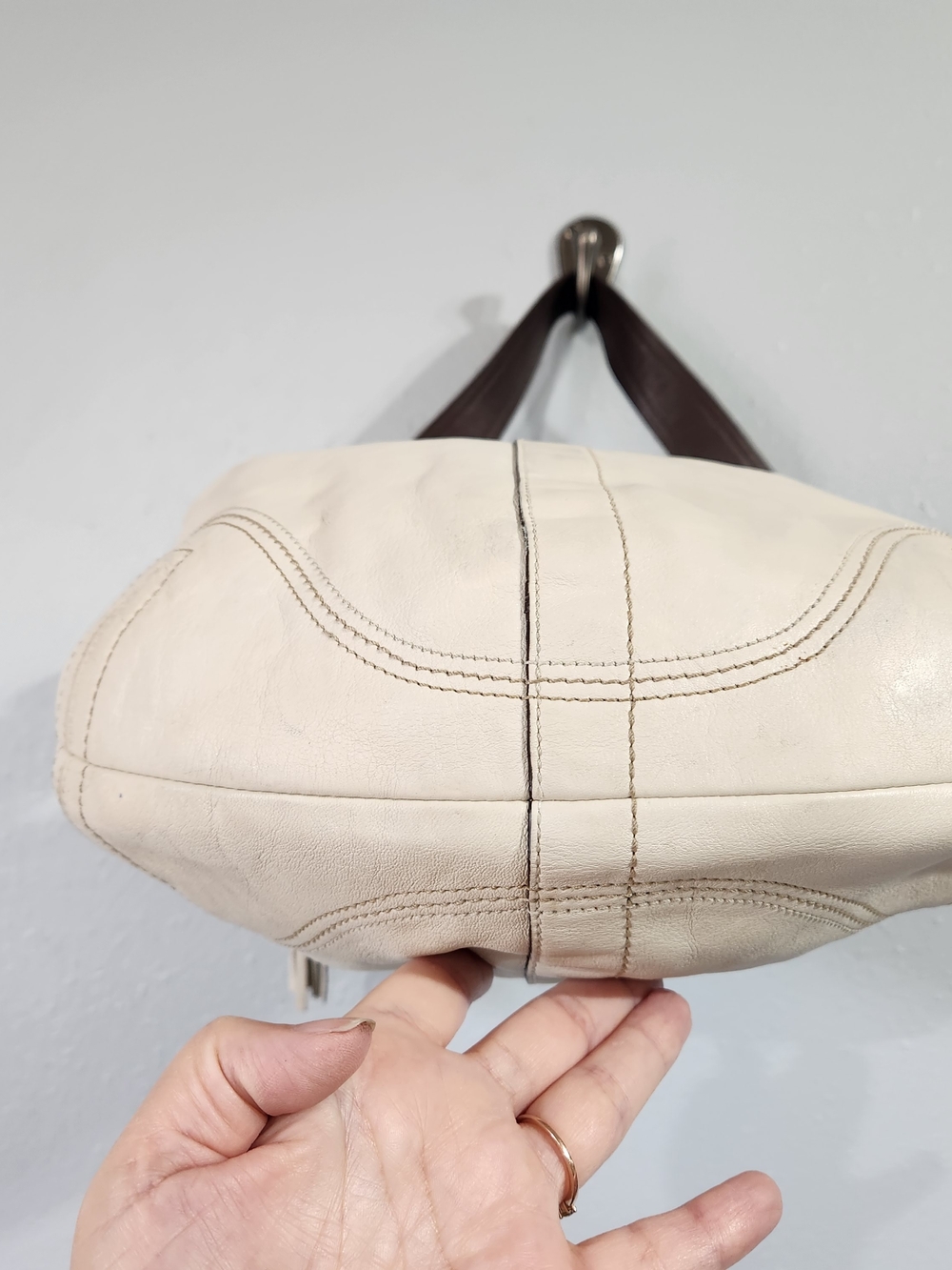 Coach Cream Leather Hobo Dark Brown Strap Y2k Xl Hobo… - Gem
